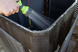 Kĩ thuật viên vệ sinh FCU